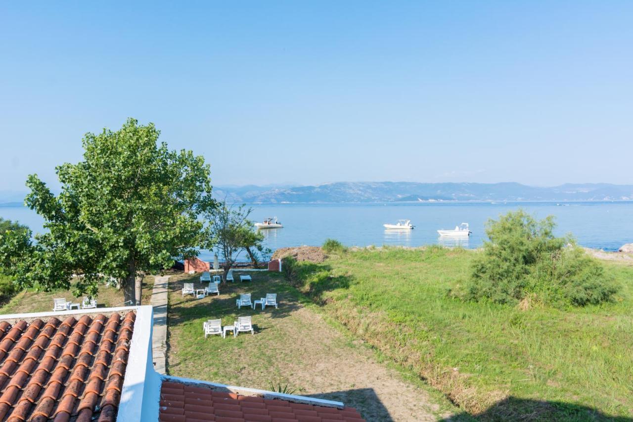 Melador Beachfront Kávos