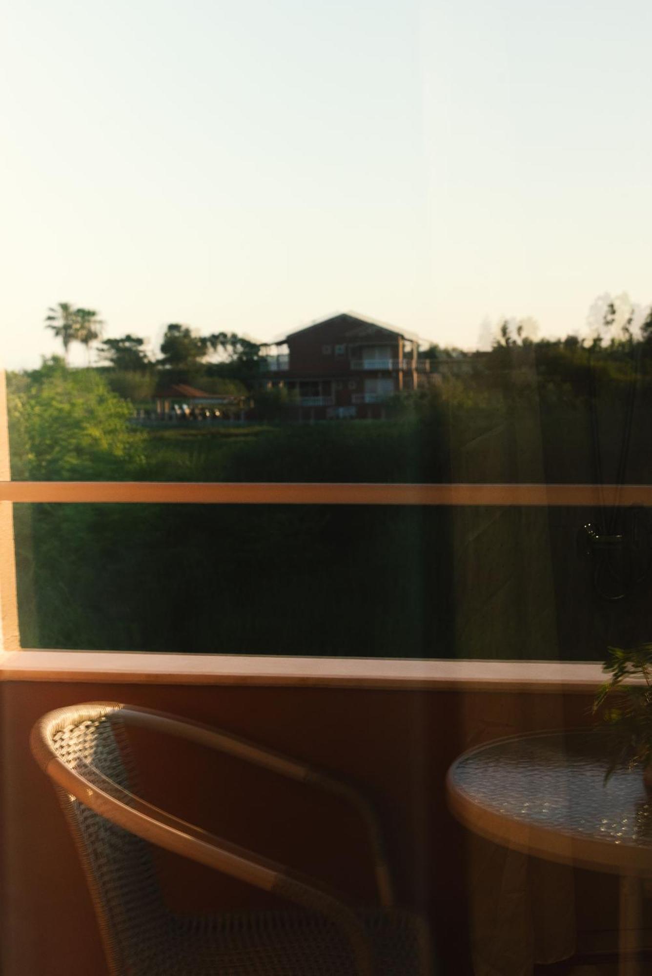Melador Beachfront Апартаменты Кавос